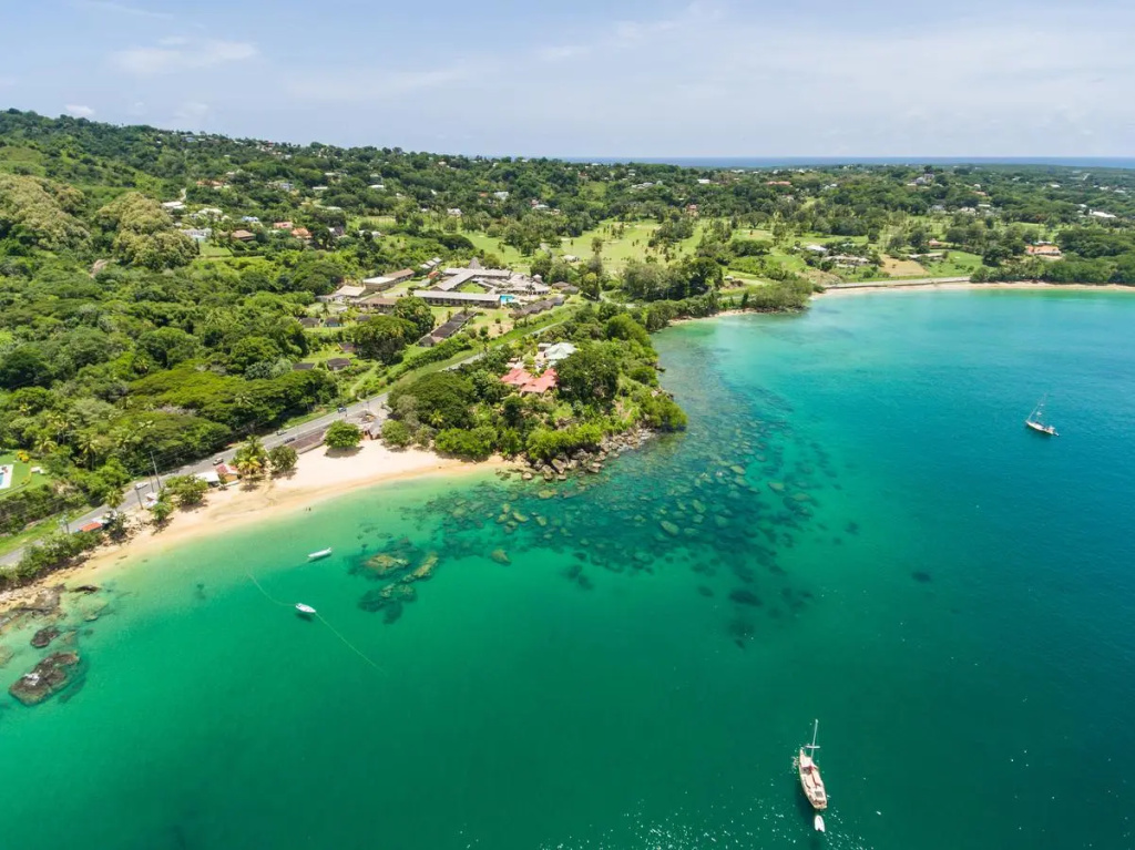 Beach & Waterfront