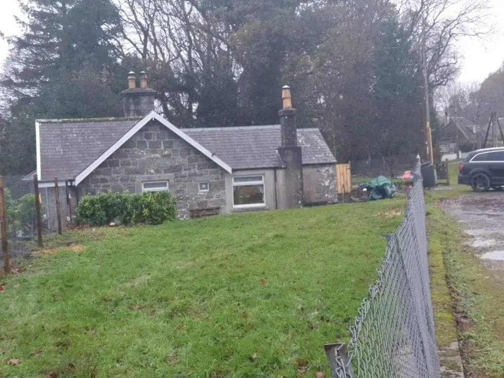 Modernised 1720s Cottage, Newton Stewart, Scotland