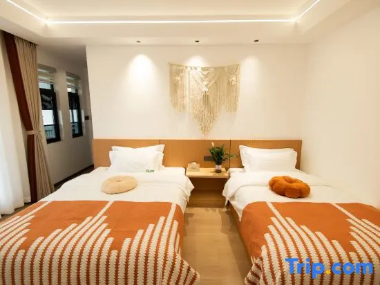 Standard Double Family room (twin beds)
