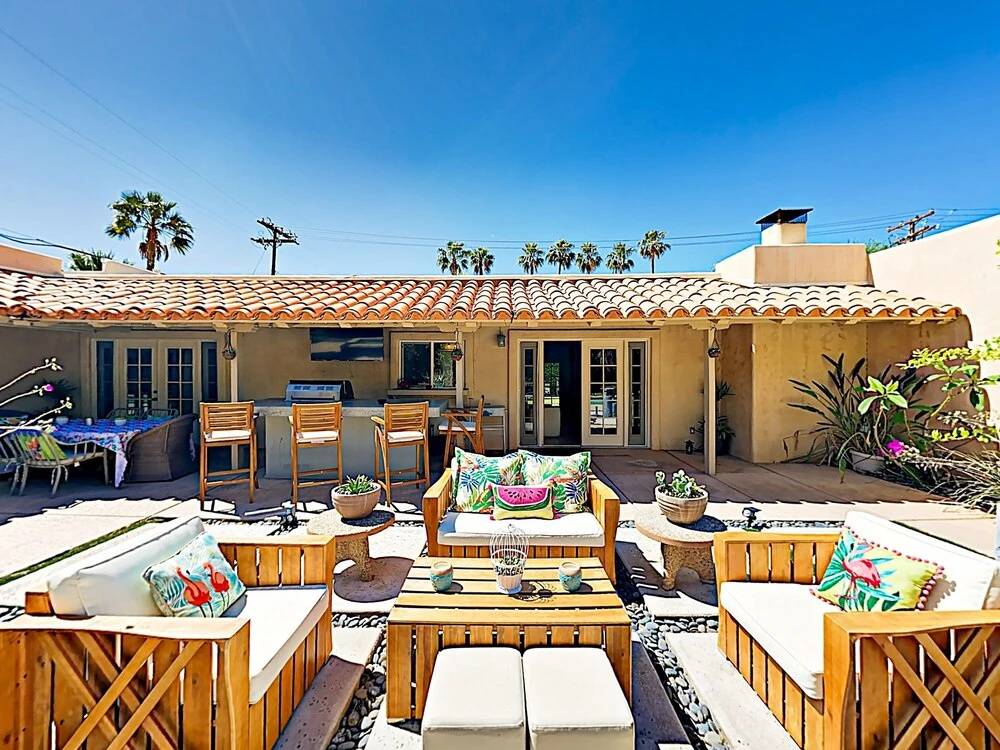 1088 Palm Springs - 3 Br Home