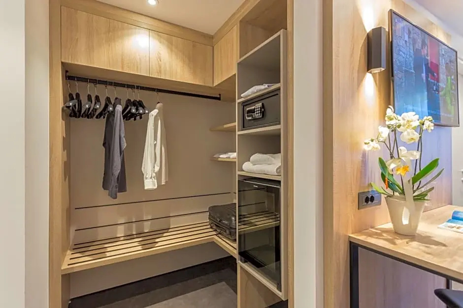 Tourist Hotel - Chambres