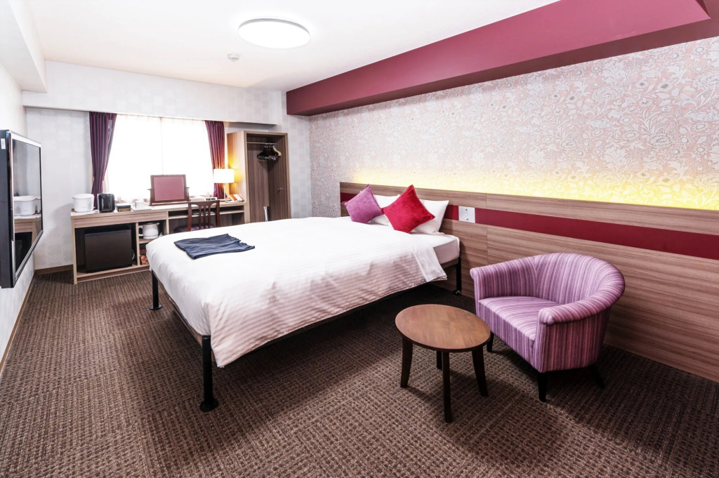 Standard Double room (full double bed)
