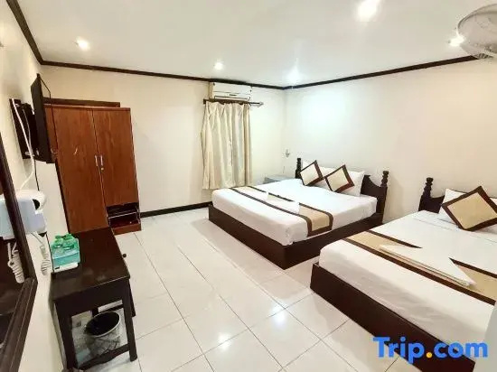 Standard Family room