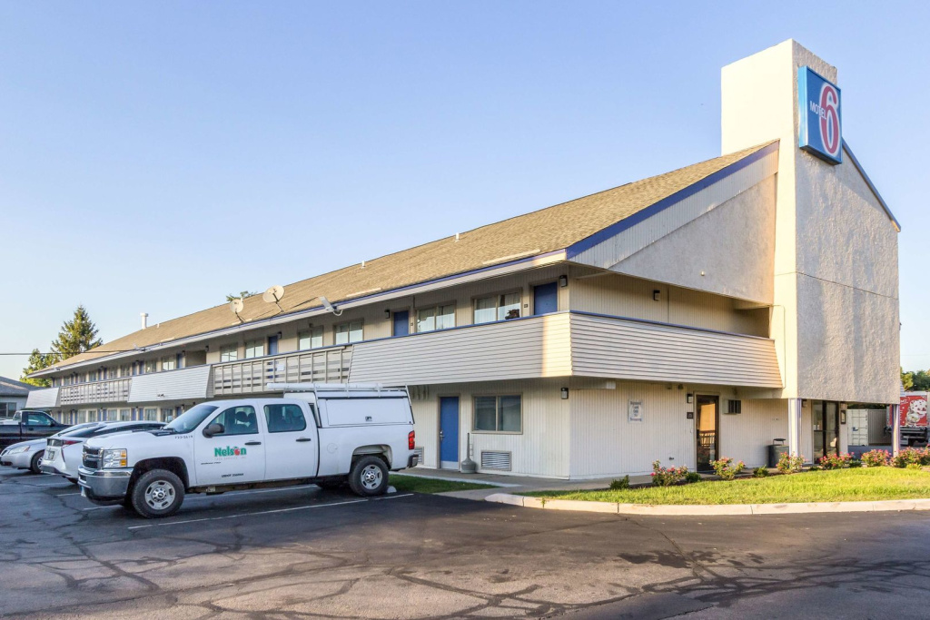 Motel 6 Grove City, OH
