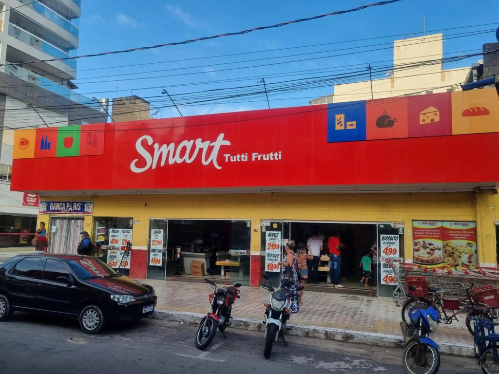 Apartamento Frente para o Mar-PÉ NA AREIA -VISTA TOTAL PARA O MAR -ÁREA DE CHURRASCO PRIVATIVA COBERTA-WIFI-NETFLIX -DISNEY PLUS -STARMAX- HBO MAX - JOGOS- FIRE TV STICK POR COMANDO DE VOZ- TV DE ASSINATURA EM TODOS OS QUARTOS