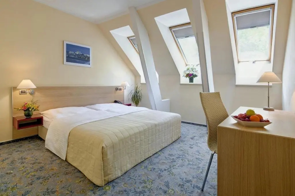 Standard room with garden view