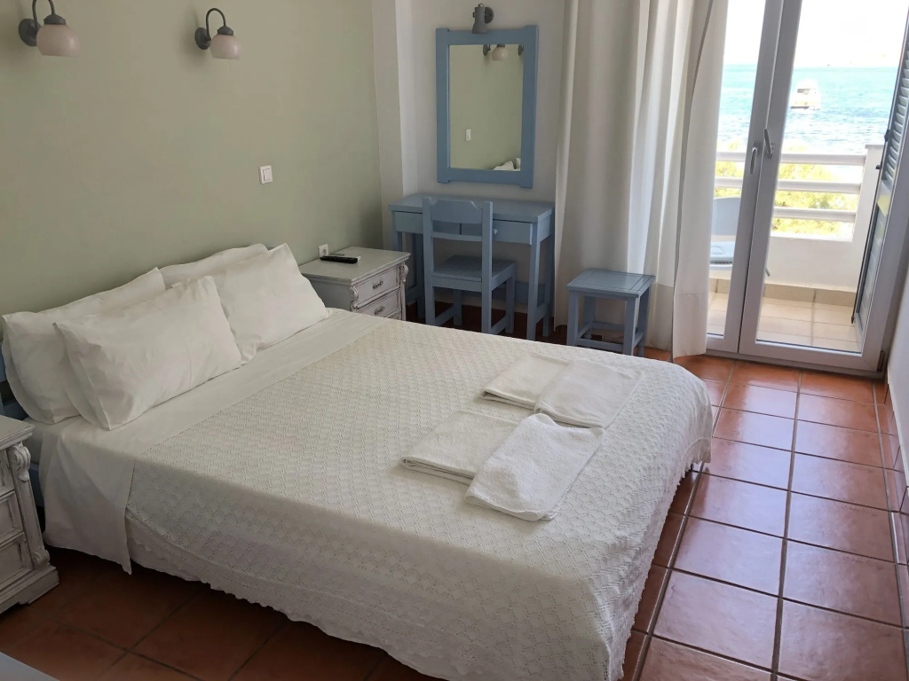 Hotel Paros — 2
