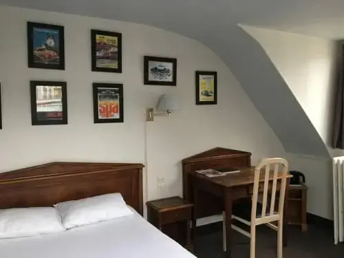 Hotel photo 12