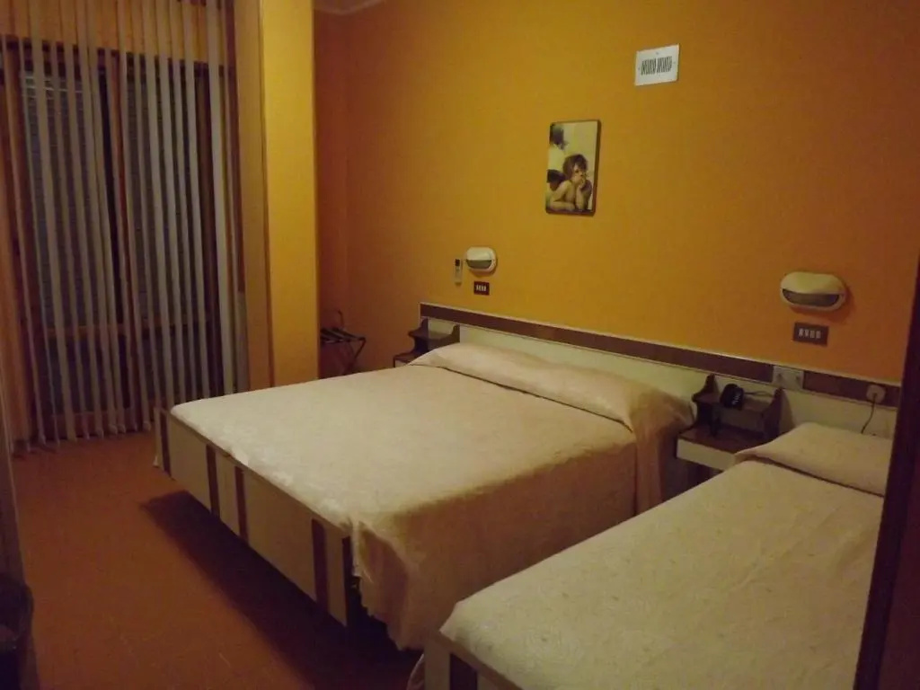 Hotel Cristina - Chambres