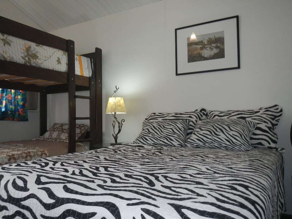 Отель Blue Shark Apartments, фото 4