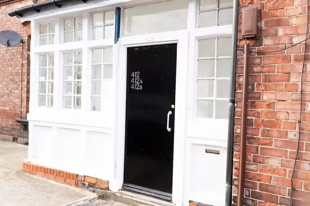 Near Transport - Parking - Wifi - Sleeps 3