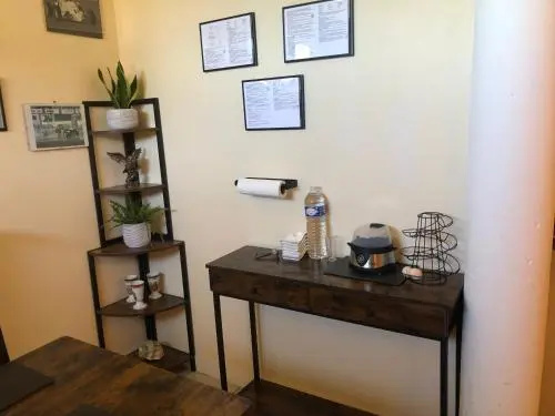 Food & Beverage