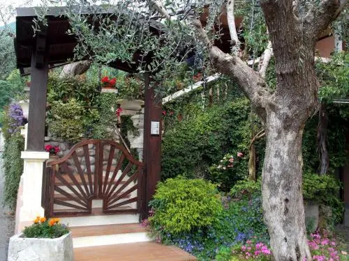 Hotel photo 11