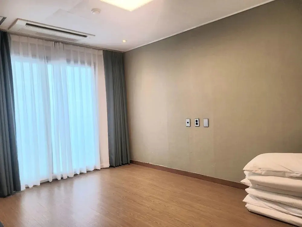 Sims Hotel - Chambres