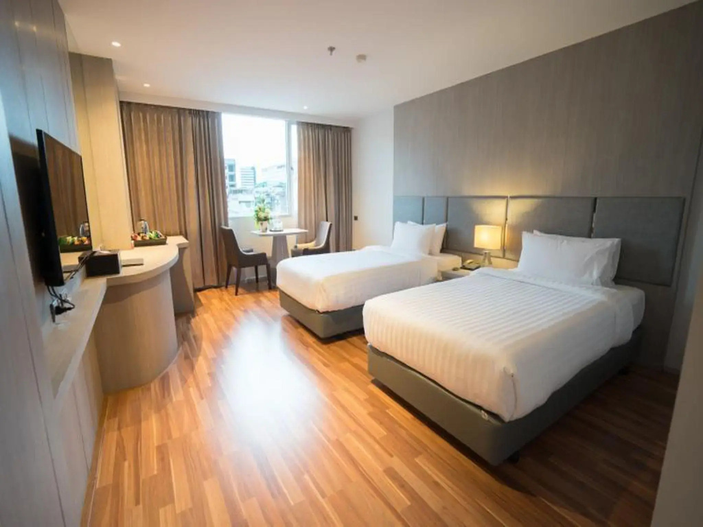 New Season Square Hotel - Général