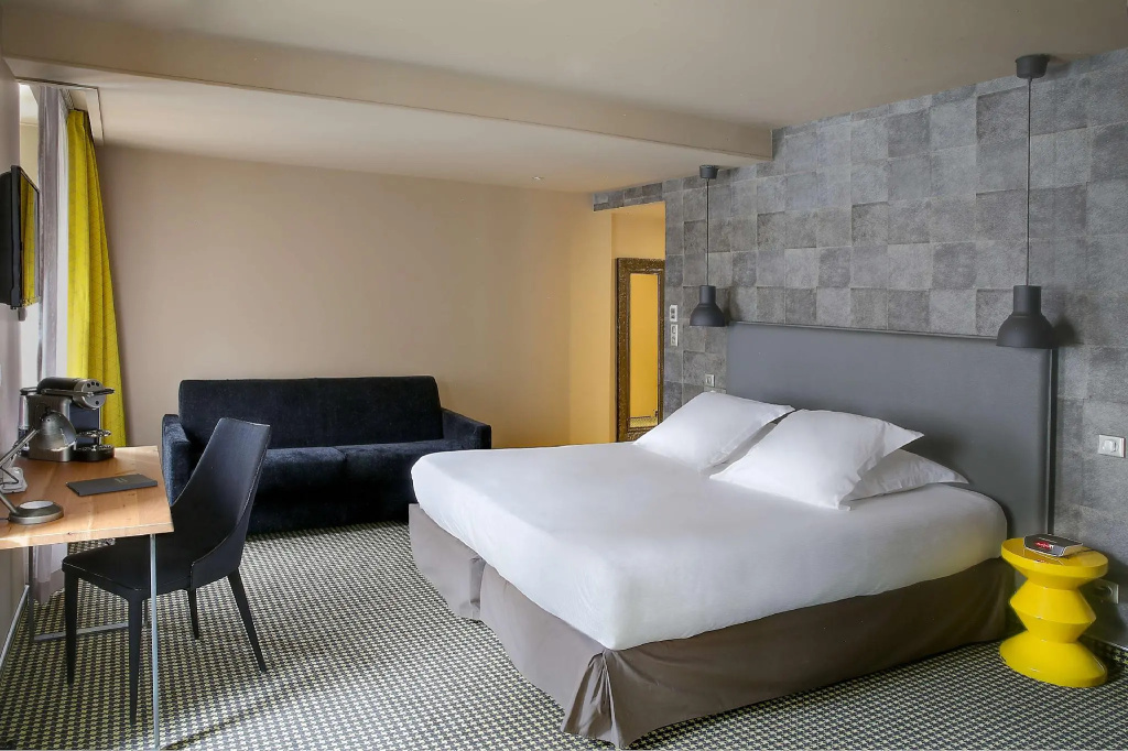 Superior Double room (full double bed)