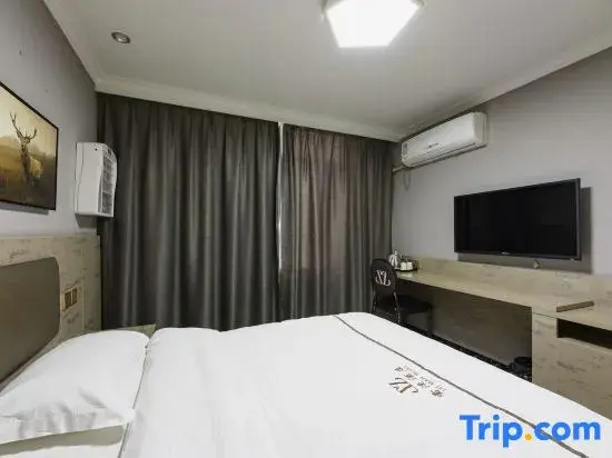 Business Double room (full double bed)