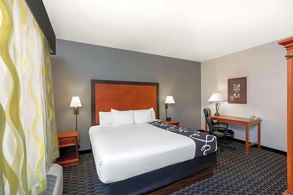 La Quinta Inn & Suites by Wyndham Rifle - Chambres