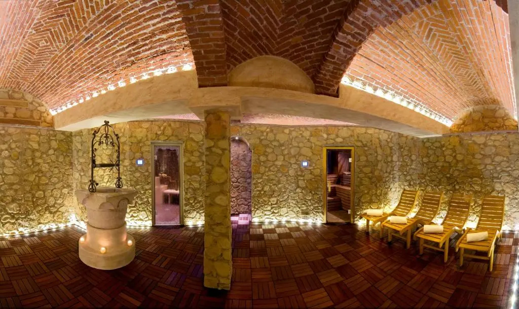 Hotel photo 14
