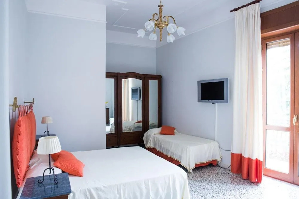 Vittoria Guest House - Battipaglia - фото 6
