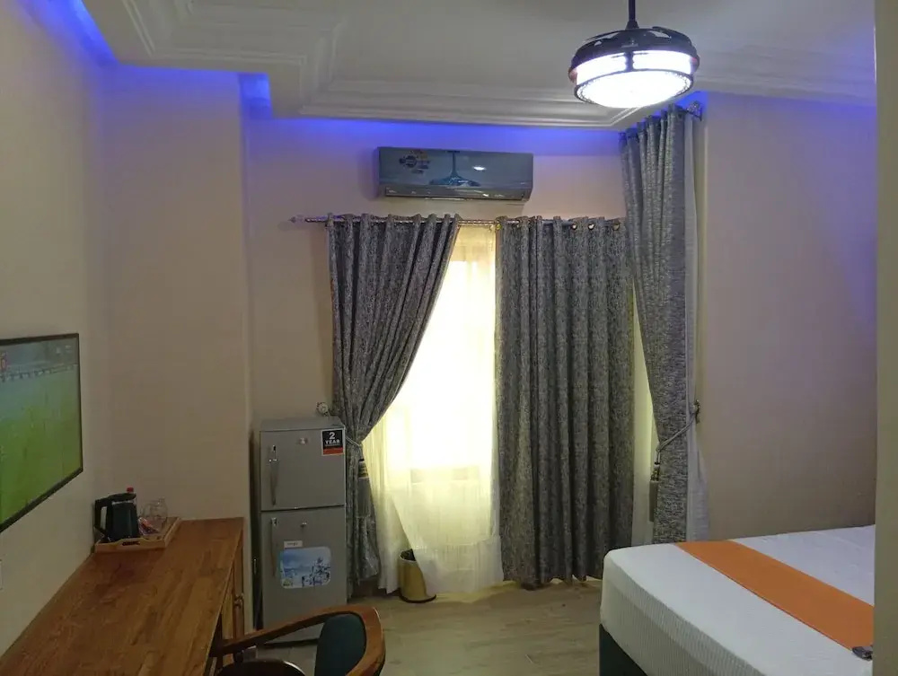 Comfort room