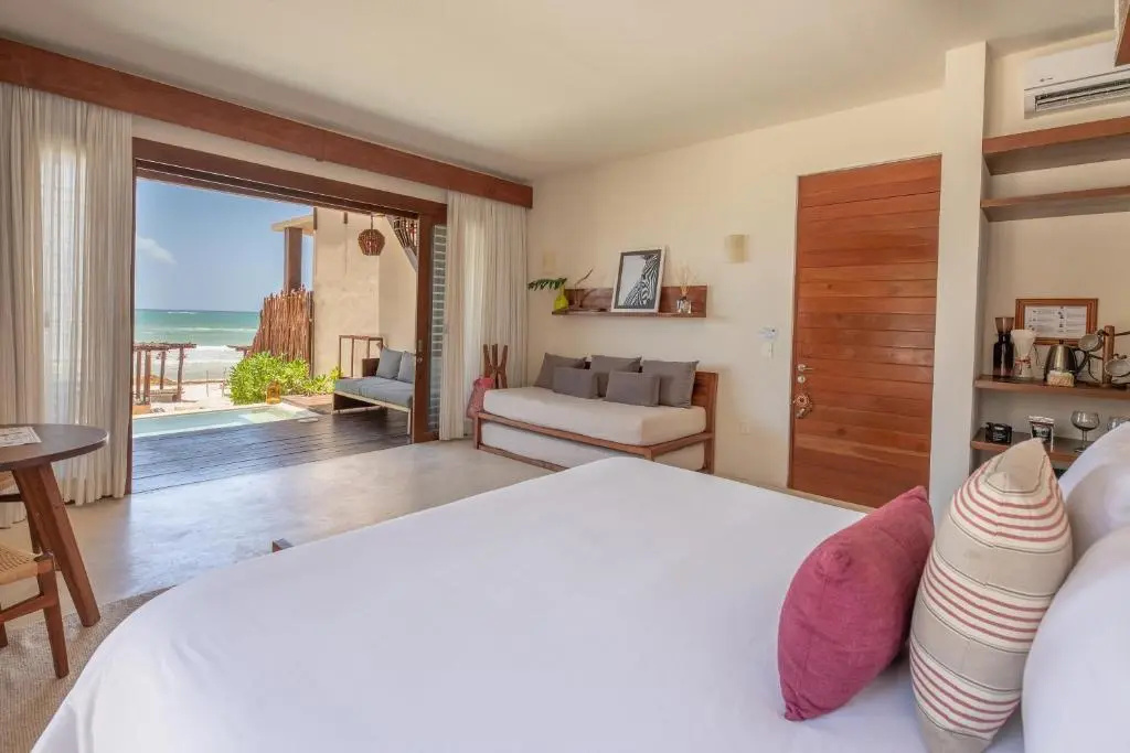 Ground Floor Suite beachfront
