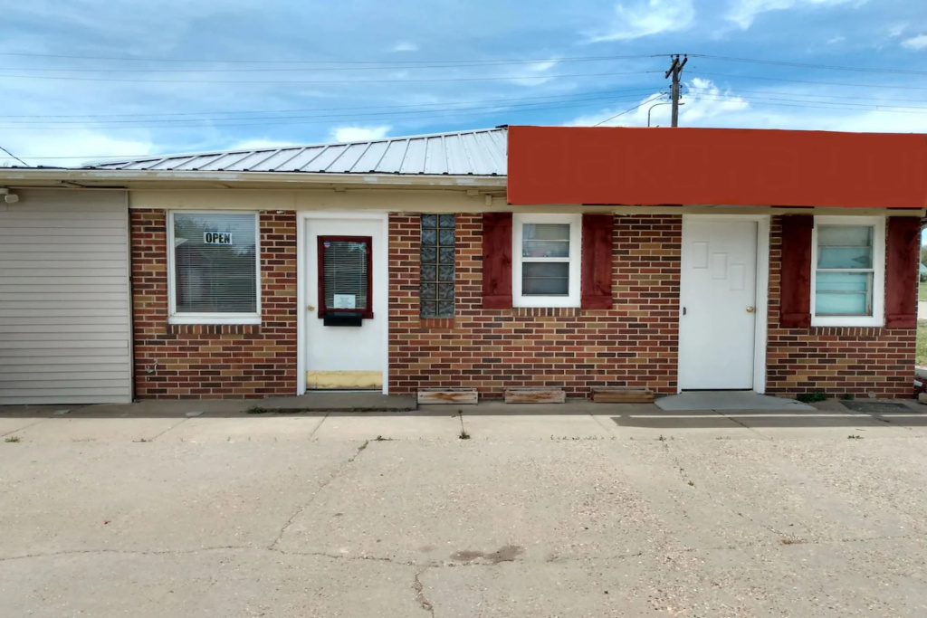 Love Hotels Murdo by OYO on Interstate 90