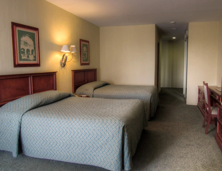 Conquistador Hotel and Conference Center - Chambres