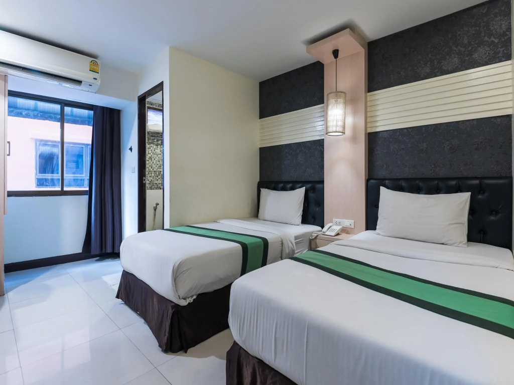 Deluxe Double room (twin beds)