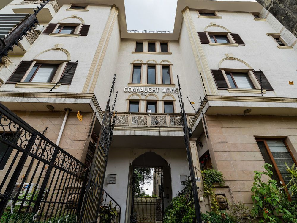 OYO 15954 Connaught mews