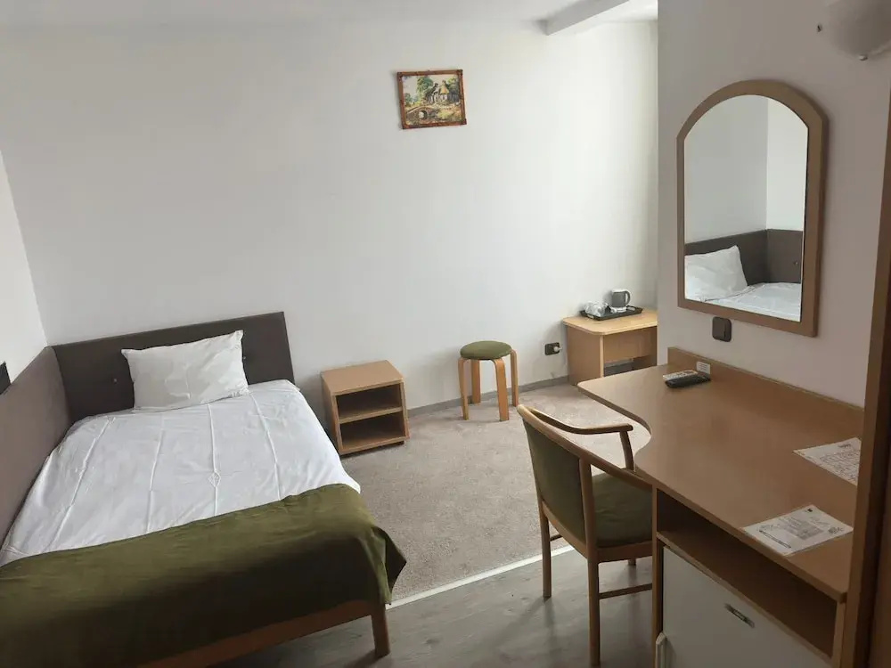Hotel Apollo Central - Chambres