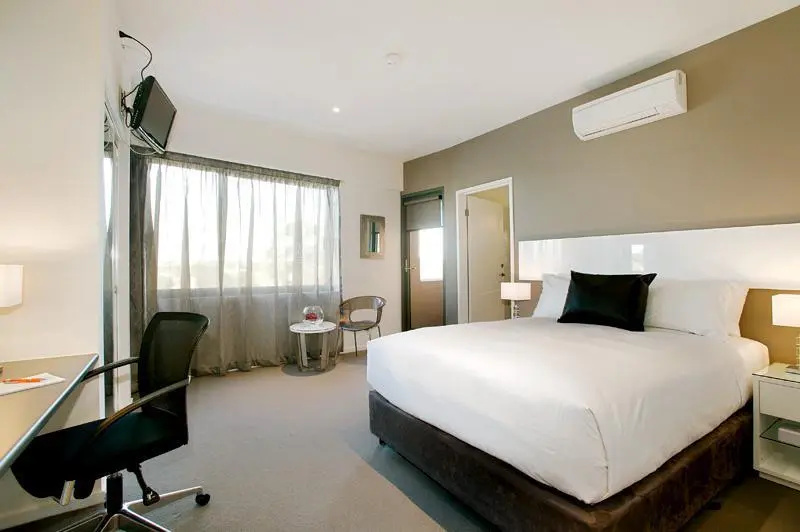 Standard Double room with balcony (full double bed)