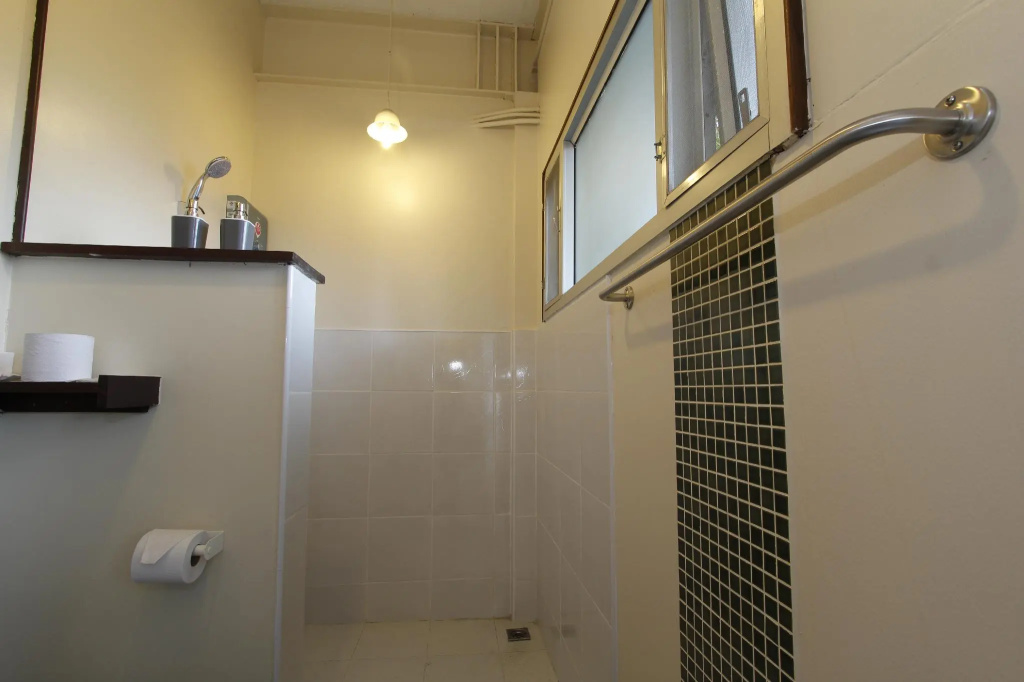 Deluxe Double room with balcony full double bed