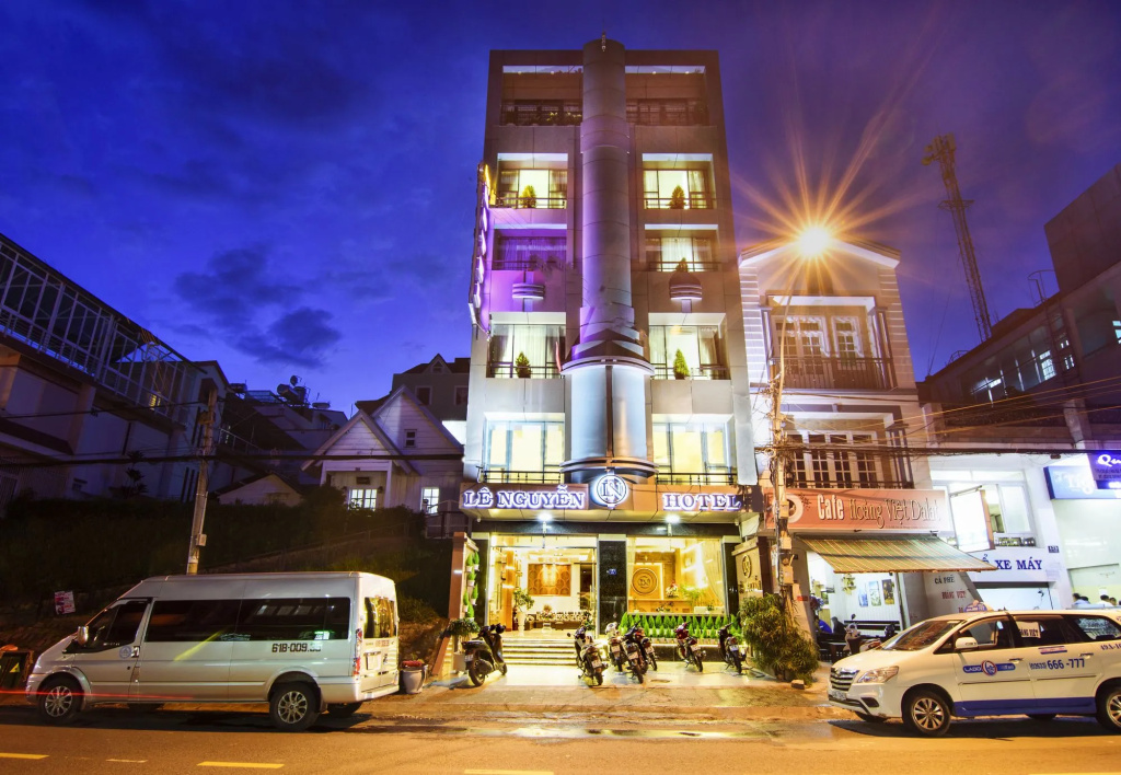 Hotel photo 1