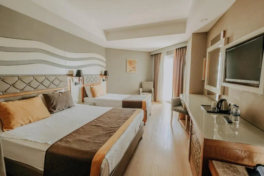 Standard Double room with sea view (full double bed)