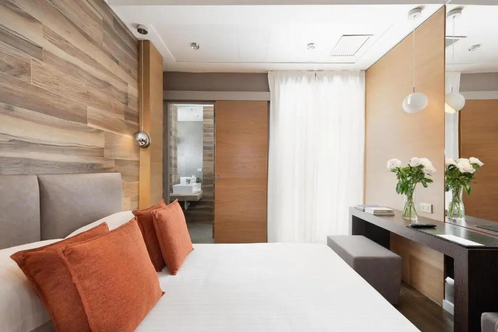 Deluxe Single room