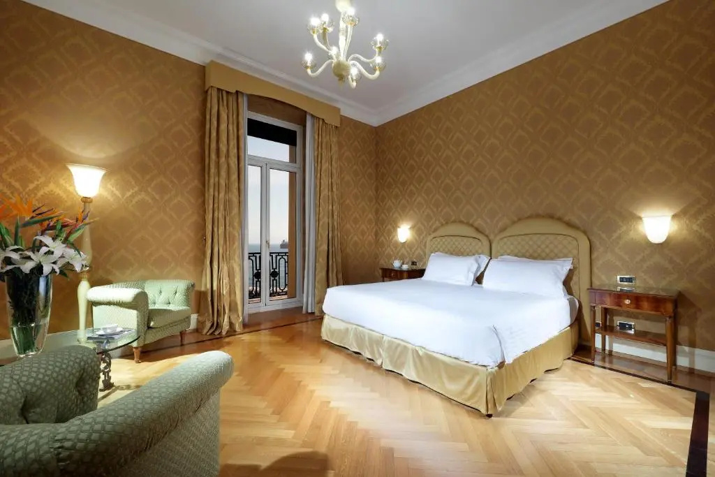 Eurostars Hotel Excelsior - Chambres