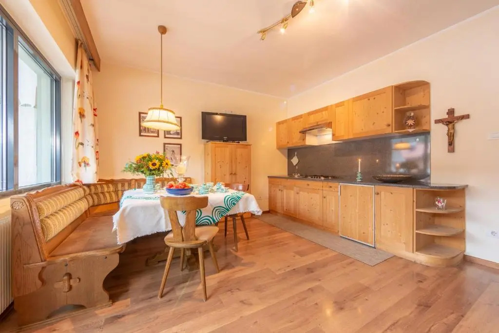 1 Bedroom Apartment with balcony