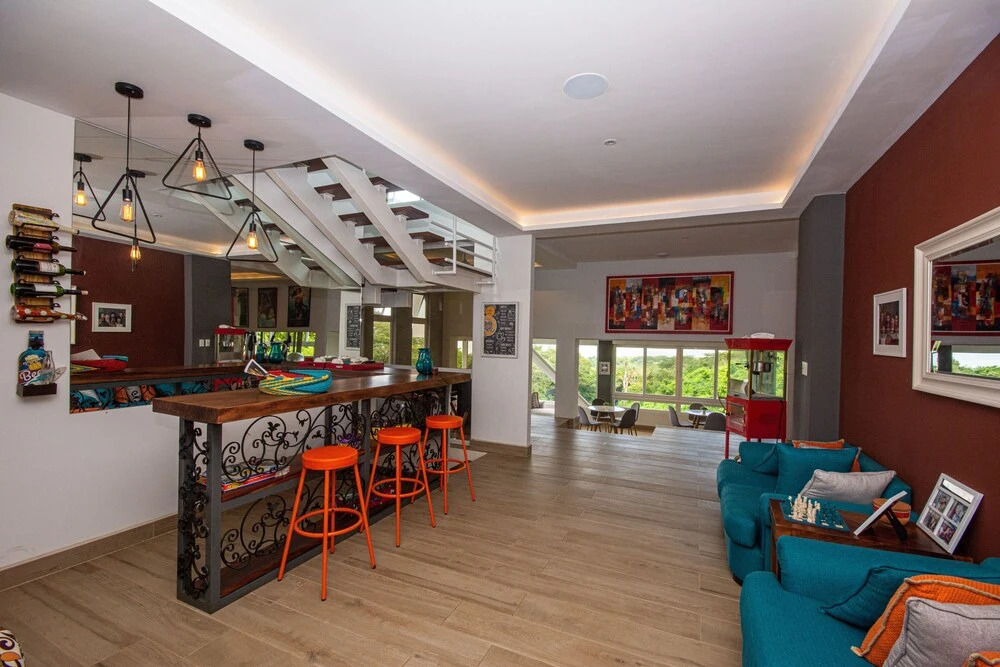 Luxury Hillside Estate at Nativa Resort by RedAwning - фото 12