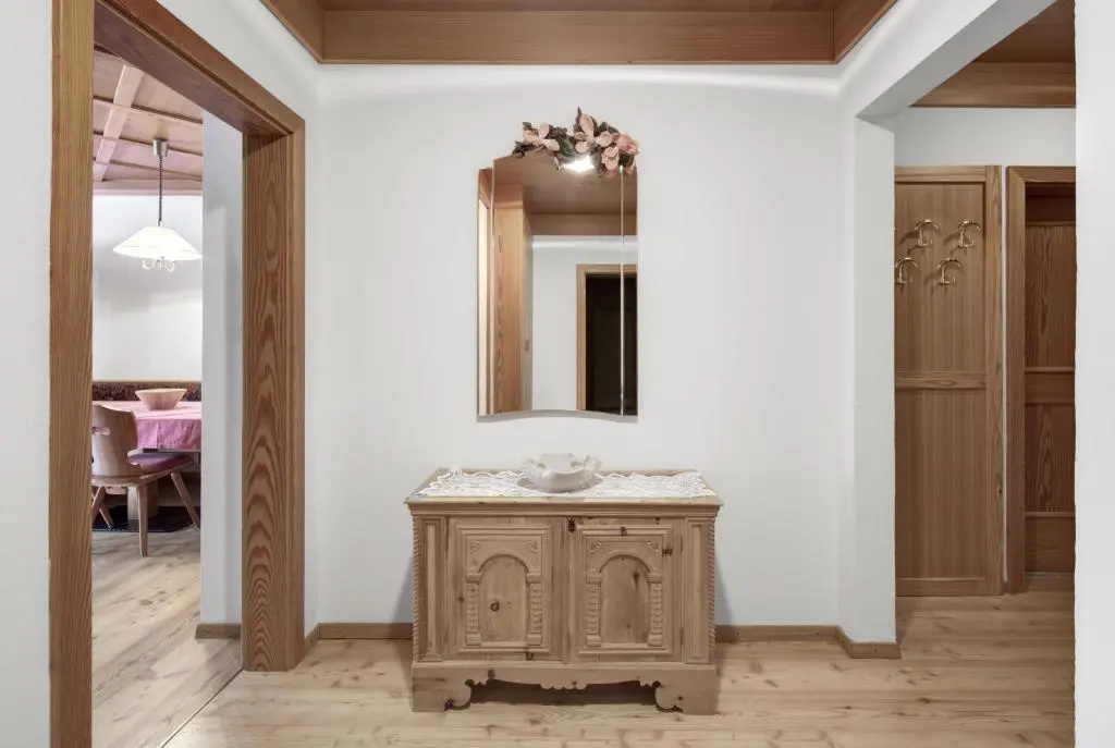 2 Bedrooms Basement Apartment