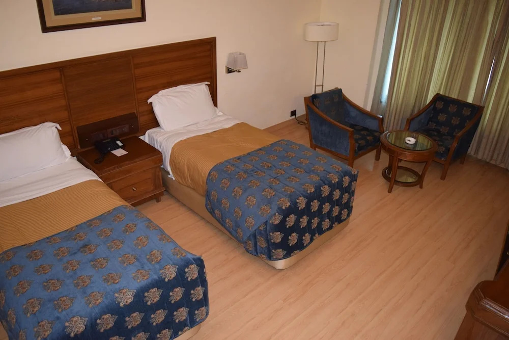 Hotel Samrat - Chambres