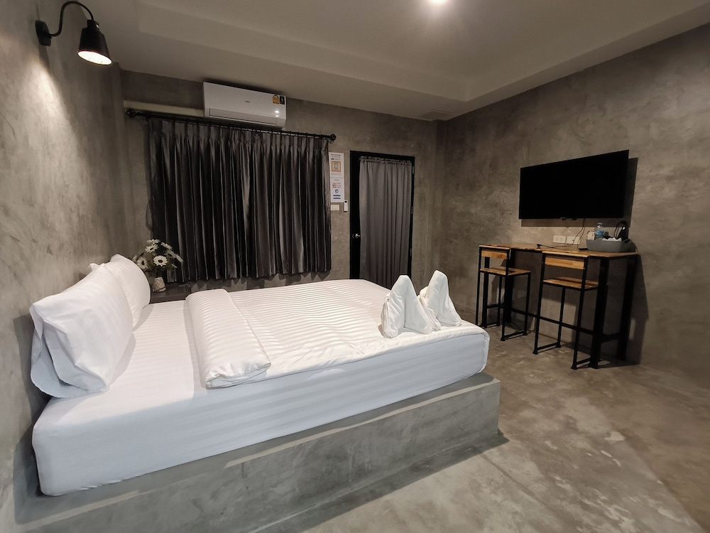 The Loftel Resort — 4