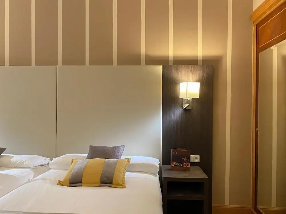 Standard room with balcony