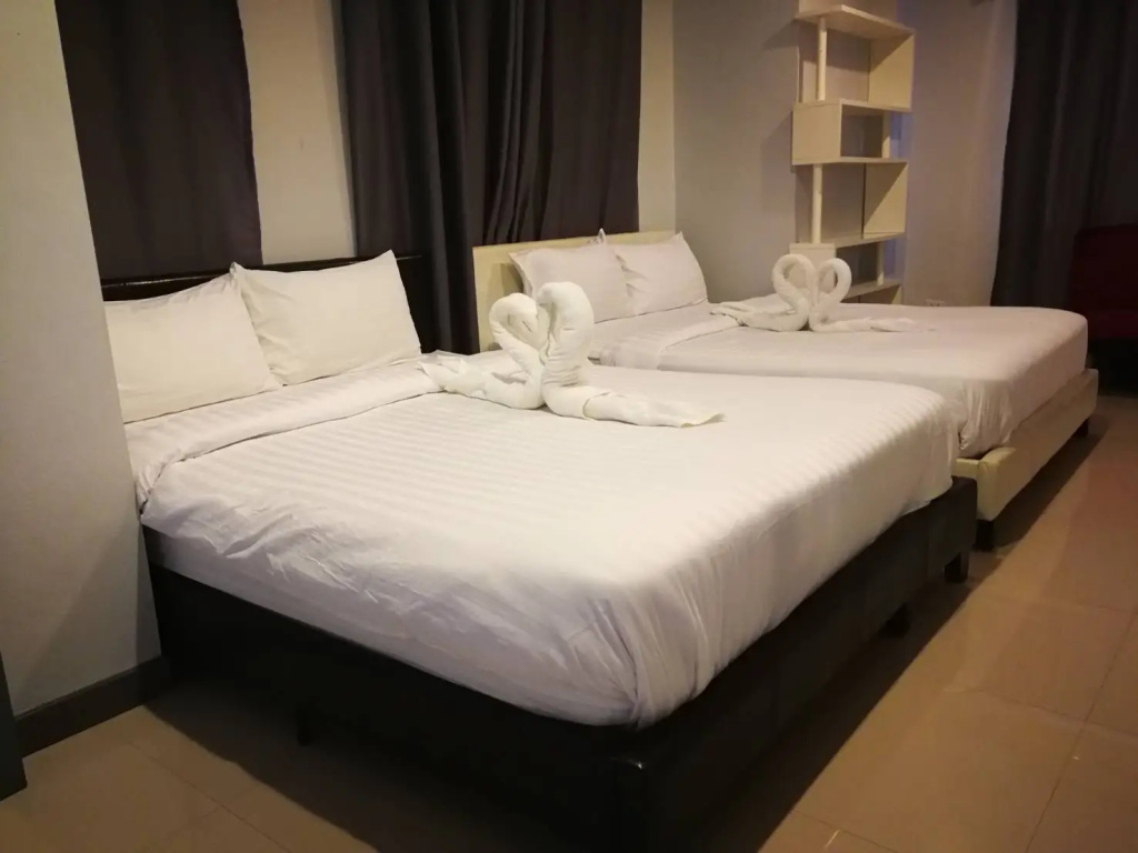 Deluxe Quadruple room
