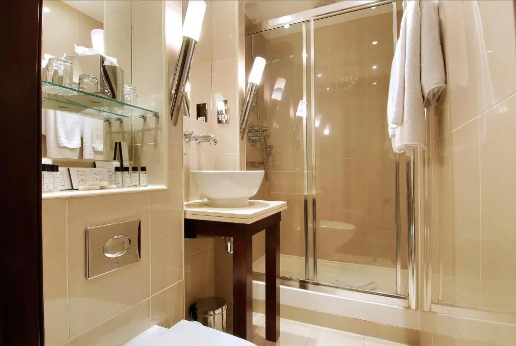 The Premier Notting Hill Room Type - Deluxe Double Room