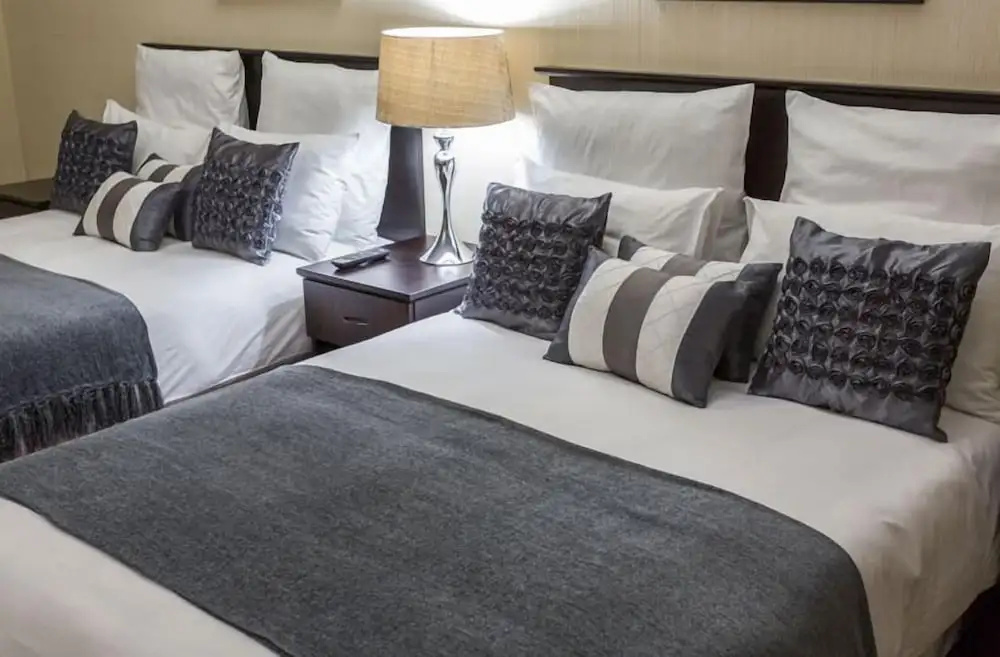 Mokorro Game Ranch and Lodge - Chambres
