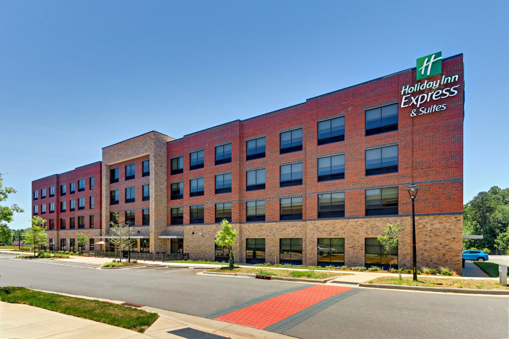 Holiday Inn Express & Suites Winston Salem Sw Clemmons by IHG