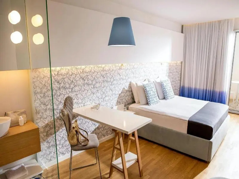 Standard Junior Suite