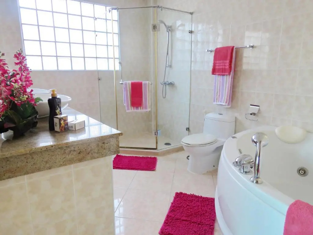 2 Bedrooms Standard room with pool view