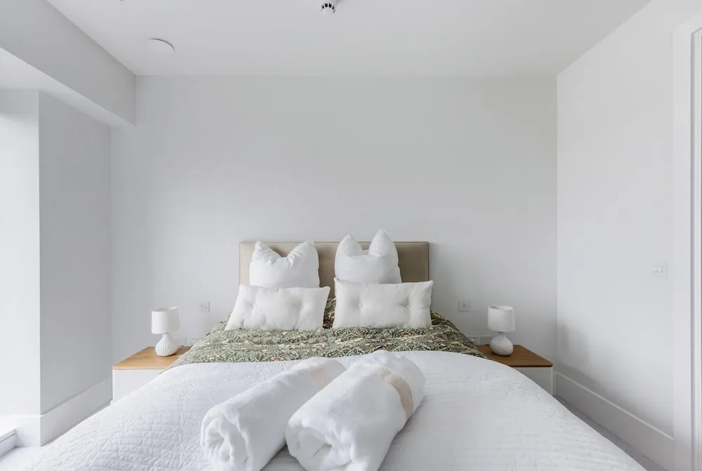 Central 3BR by Edinburgh Castle
